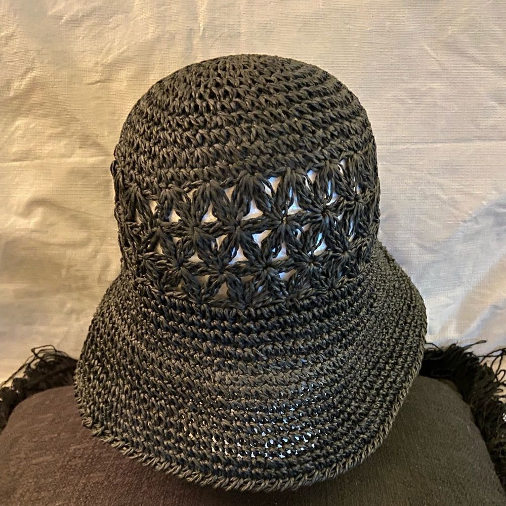 HAT for Summer. Very cute.